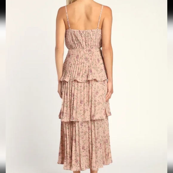 Lulu's Cascading Crush blush pink floral tiered sleeveless bustier midi dress - Picture 3 of 12